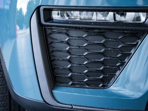 New 2026 Jeep Grand Cherokee Limited AWD/4WD image 13