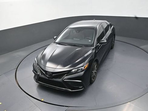 Used 2024 Toyota Camry SE FWD image 25