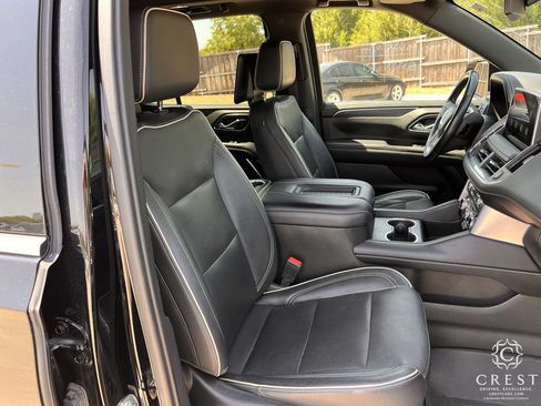 Used 2021 GMC Yukon SLT w/ SLT Luxury Plus Package RWD image 24