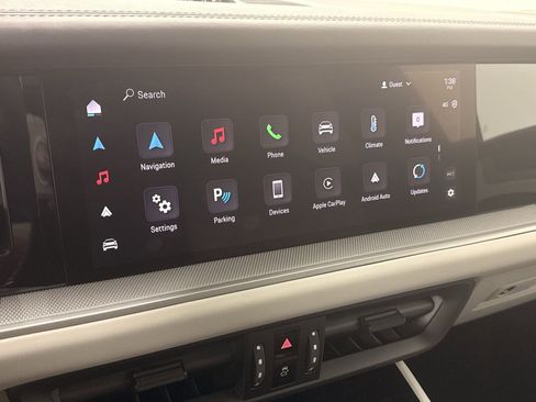 New 2025 Porsche Cayenne image 28