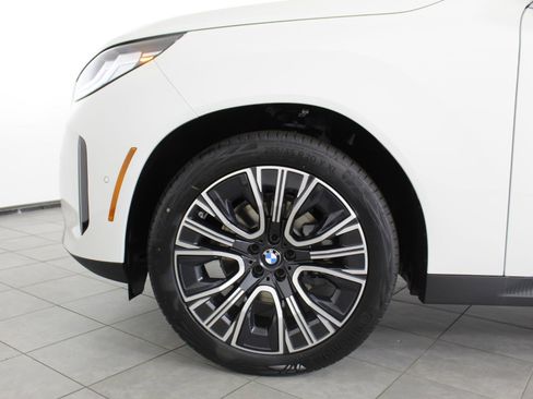 New 2026 BMW X3 xDrive30 w/ Premium Package image 10