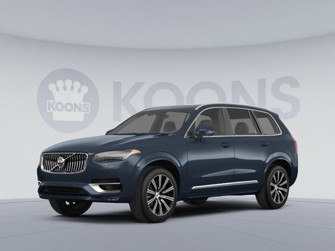 Used 2023 Volvo XC90 B6 Plus image 1