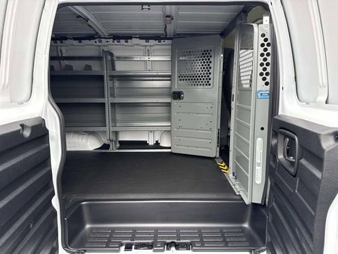 New 2026 Chevrolet Express 2500 w/ Driver Convenience Package RWD image 10