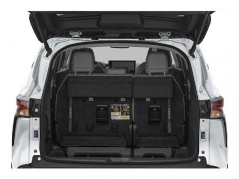New 2026 Toyota Sienna XLE AWD/4WD image 13