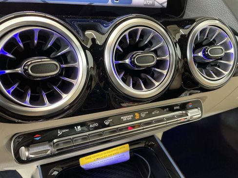 Certified 2025 Mercedes-Benz GLA 250 image 26