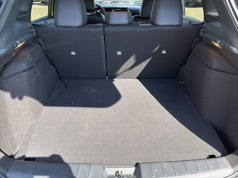 Certified 2025 Nissan Kicks SR image 6