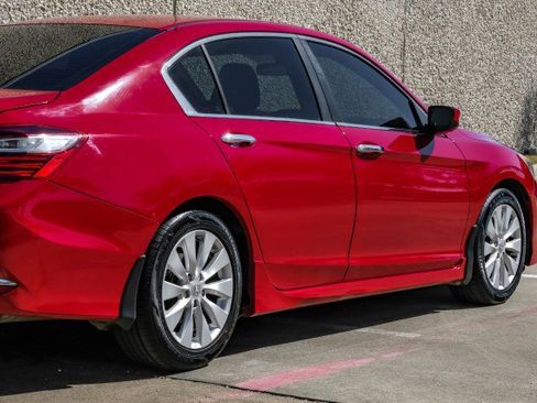 Used 2016 Honda Accord Sport image 14