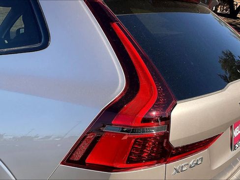 New 2026 Volvo XC60 T8 Ultra w/ Protection Package Premier image 25