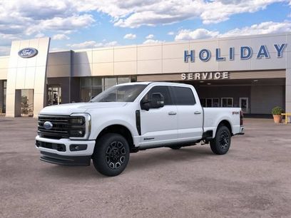 New 2026 Ford F350 Platinum w/ FX4 Off-Road Package