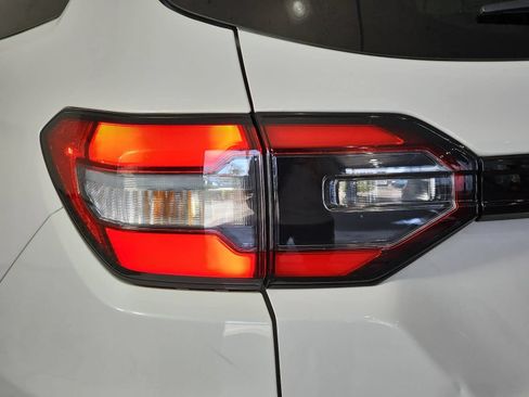 Used 2023 Honda Pilot LX image 29