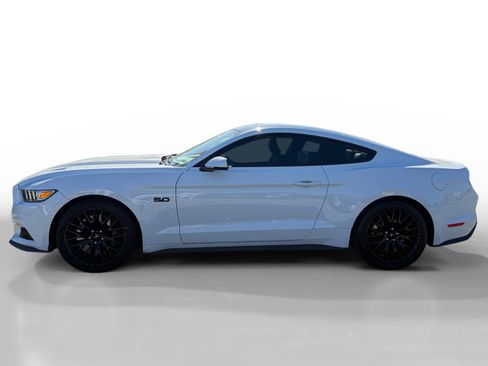 Used 2017 Ford Mustang GT Premium w/ GT Performance Package image 2