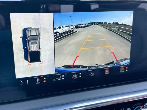 Used 2025 GMC Sierra 1500 Denali Ultimate image 17