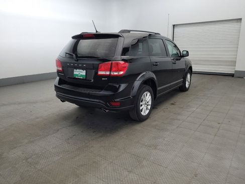 Used 2018 Dodge Journey SXT FWD image 9