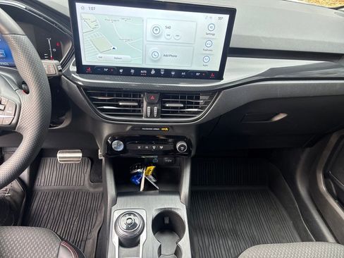 Used 2023 Ford Escape ST-Line w/ Tech Pack #1 image 19