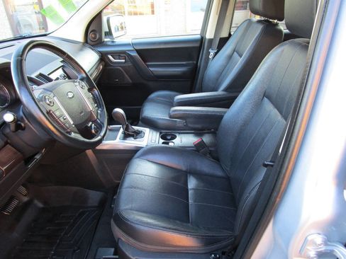 Used 2013 Land Rover LR2 HSE w/ HSE Pkg image 10