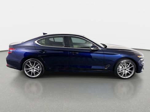 New 2026 Genesis G70 2.5T RWD image 4