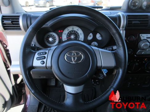 Used 2007 Toyota FJ Cruiser 4WD image 11