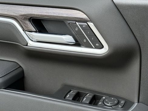 New 2026 Chevrolet Silverado 1500 LTZ image 18