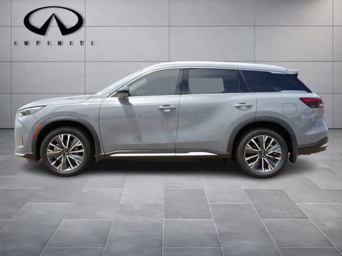 Certified 2026 INFINITI QX60 Luxe w/ Cargo Package AWD/4WD image 4