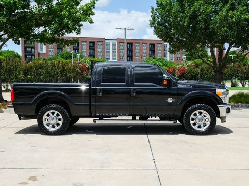 Used 2015 Ford F250 XLT w/ XLT Premium Package AWD/4WD image 15