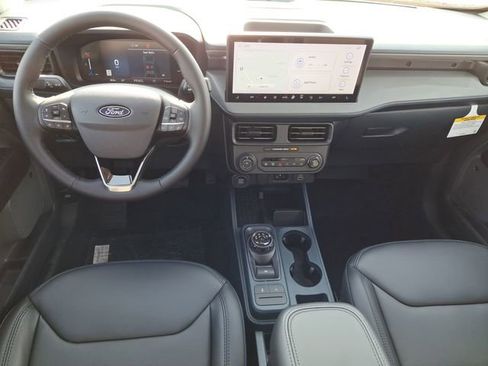 New 2025 Ford Maverick Lariat w/ Black Appearance Package AWD/4WD image 23