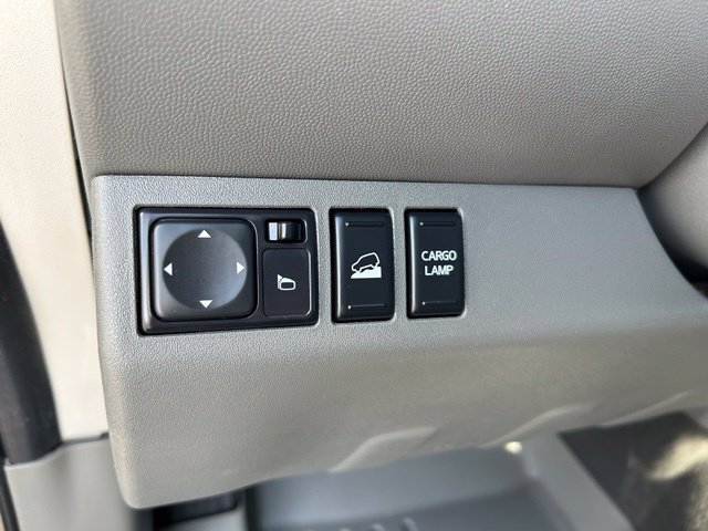 Used 2021 Nissan Frontier SV w/ Midnight Edition Floor Mats AWD/4WD image 22