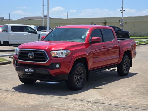 Used 2021 Toyota Tacoma SR5 RWD image 8