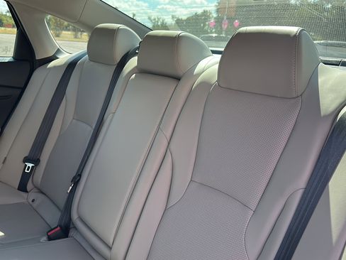 Used 2023 Honda Accord EX-L image 19