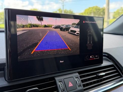 Certified 2023 Audi Q5 2.0T Premium w/ Convenience Package image 22