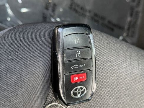 Used 2025 Toyota Camry LE FWD image 34