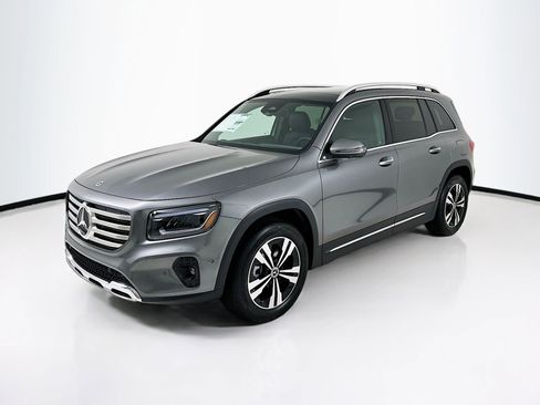 New 2026 Mercedes-Benz GLB 250 image 3