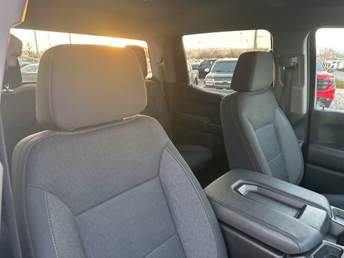 Used 2023 Chevrolet Silverado 1500 Custom Trail Boss image 26