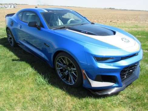Used 2024 Chevrolet Camaro ZL1 image 3