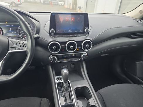 Used 2022 Nissan Sentra SV image 42