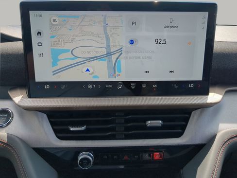 New 2025 Ford Explorer Active w/ Active Comfort Package image 55