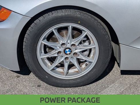 Used 2004 BMW Z4 2.5i image 11