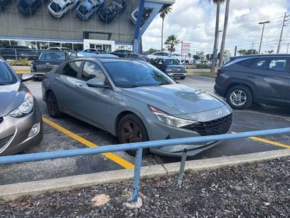 Used 2021 Hyundai Elantra SEL