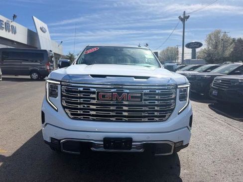 Used 2022 GMC Sierra 1500 Denali AWD/4WD image 14