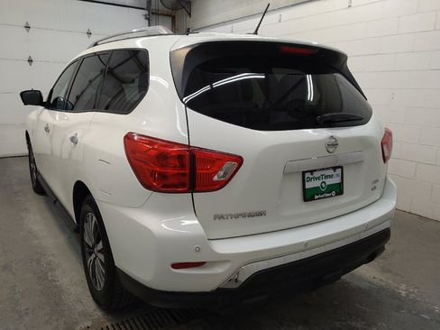 Used 2017 Nissan Pathfinder SL AWD/4WD image 5