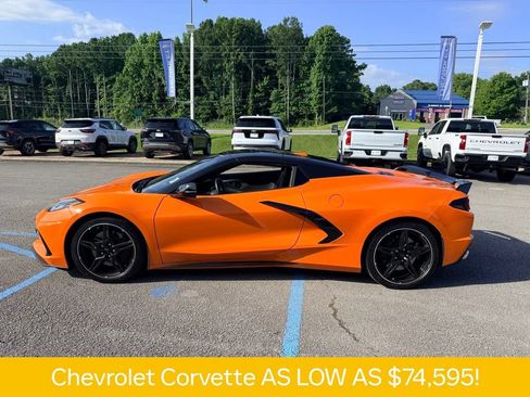 Used 2024 Chevrolet Corvette Stingray Preferred Conv w/ Z51 Performance Package RWD image 3