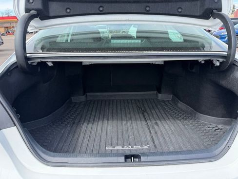 Used 2023 Toyota Camry LE image 24