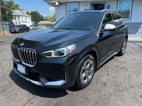 Used 2024 BMW X1 xDrive28i w/ Convenience Package AWD/4WD image 3