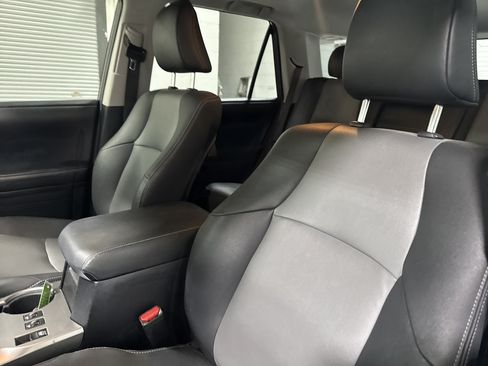 Used 2019 Toyota 4Runner SR5 Premium w/ Four Season Floor Mat Package AWD/4WD image 14