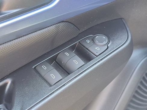 Used 2024 Chevrolet Equinox EV LT AWD/4WD image 23