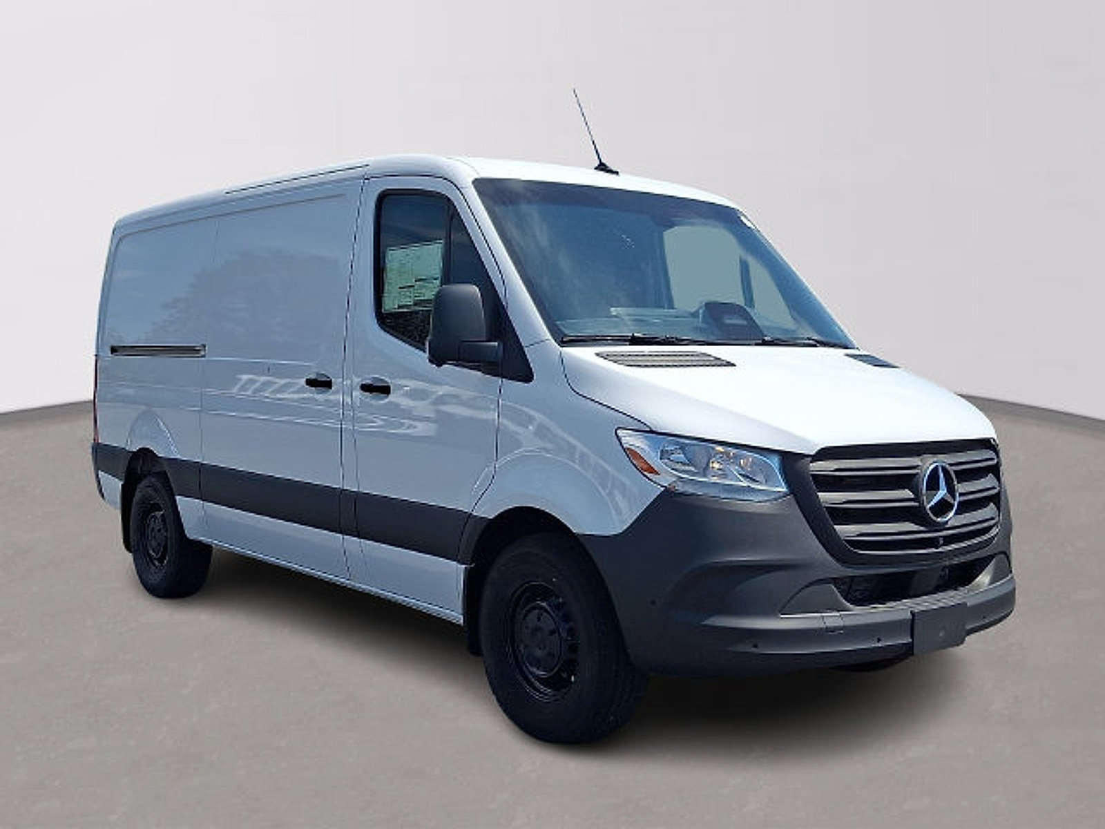 Used 2026 Mercedes-Benz Sprinter 2500 image 3