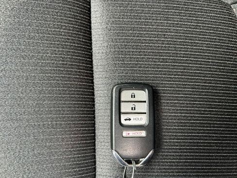 Used 2020 Honda Accord LX image 33