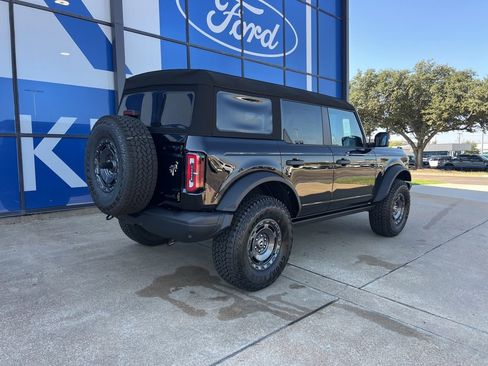 New 2025 Ford Bronco Badlands image 6