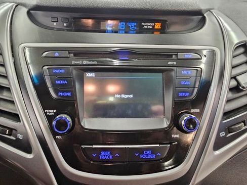 Used 2015 Hyundai Elantra SE w/ Option Group 03 image 15
