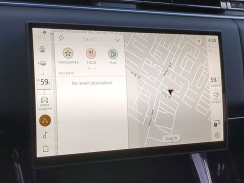 Used 2024 Land Rover Range Rover Sport SE image 16