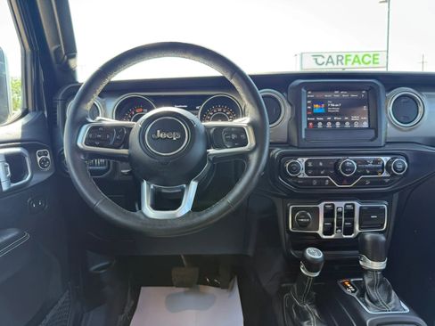 Used 2018 Jeep Wrangler Unlimited Sahara w/ LED Lighting Group AWD/4WD image 26